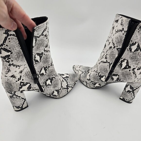 Snakeskin Print Chunky Heel Ankle Boots For Women Black & White Faux Leather - Picture 3 of 9